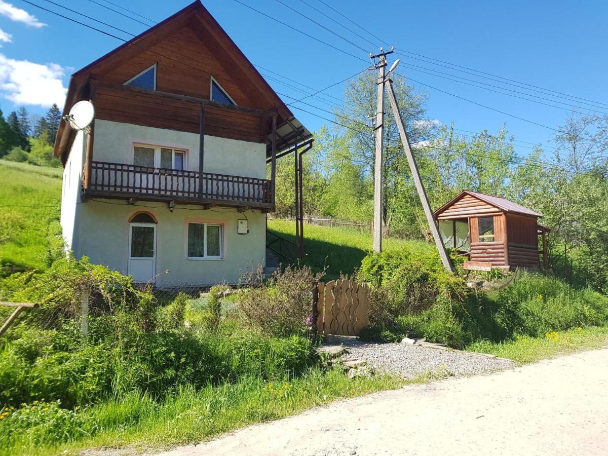 Apartmán Карпатський Будинок Izky Exteriér fotografie